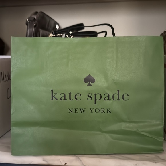 Kate Spade elegant Silver Bow Bracelet - Picture 4 of 11